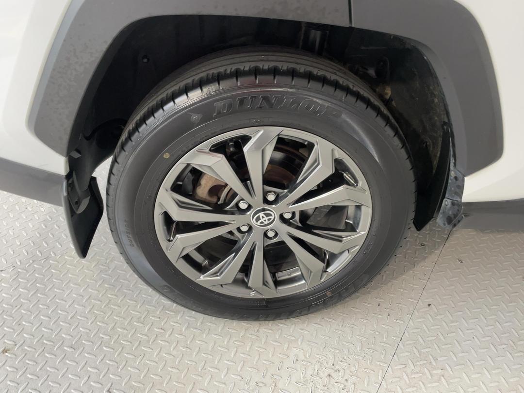Photo '12' of Toyota Rav4