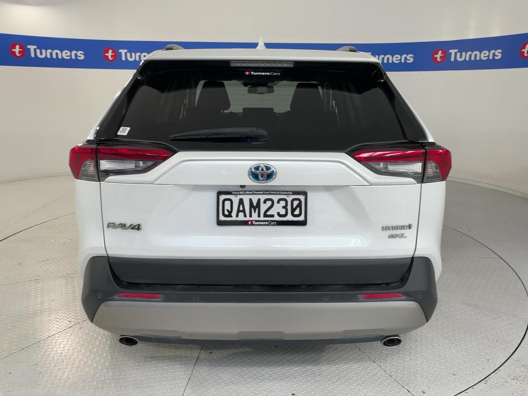 Photo '6' of Toyota Rav4