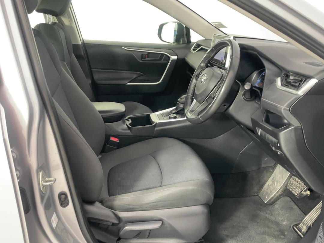 Photo '16' of Toyota Rav4