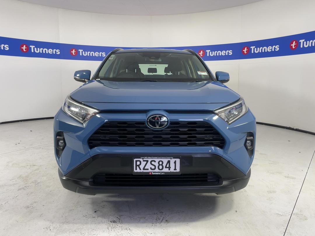 Photo '2' of Toyota Rav4