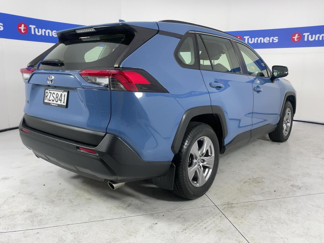Photo '7' of Toyota Rav4