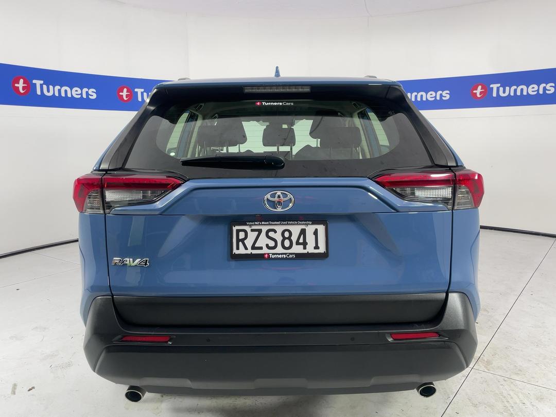 Photo '6' of Toyota Rav4