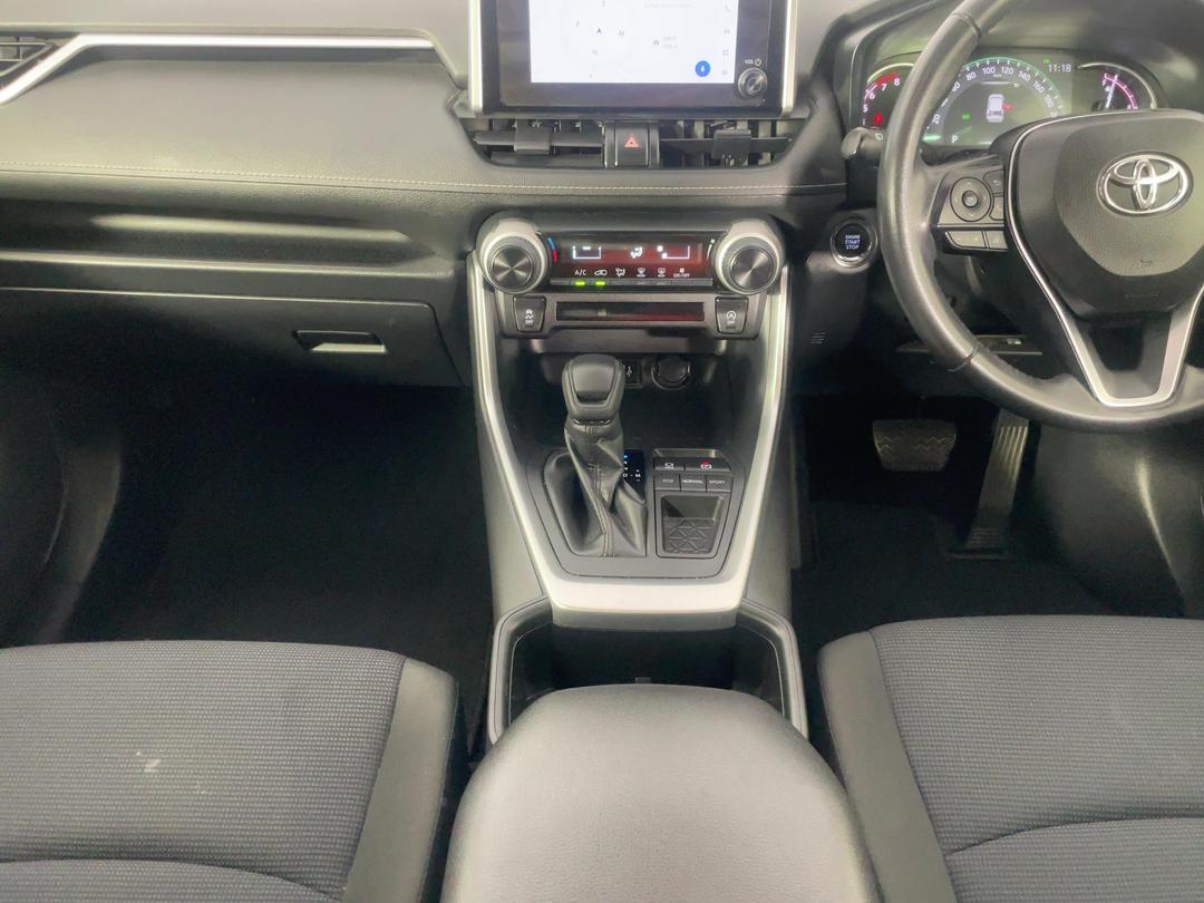 Photo '18' of Toyota Rav4