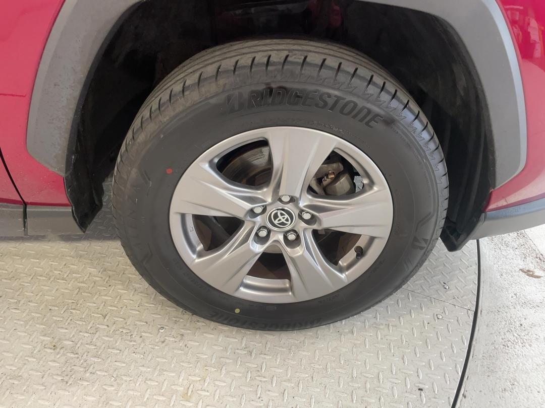 Photo '9' of Toyota Rav4