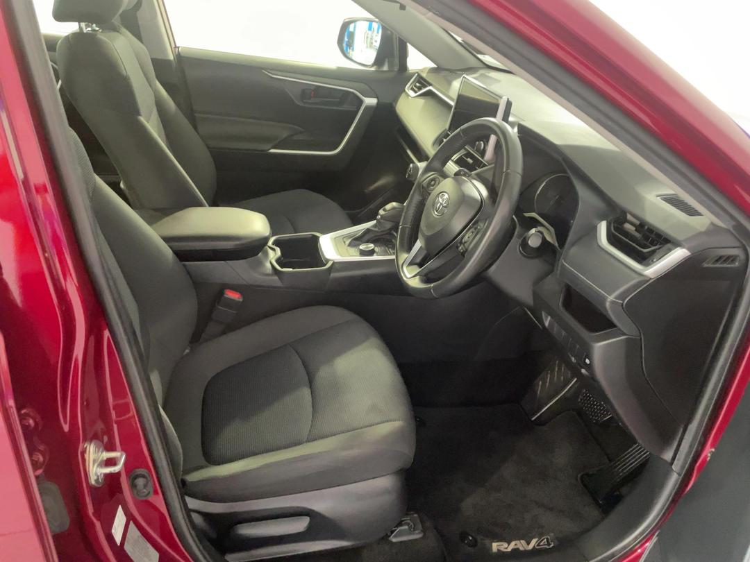 Photo '16' of Toyota Rav4