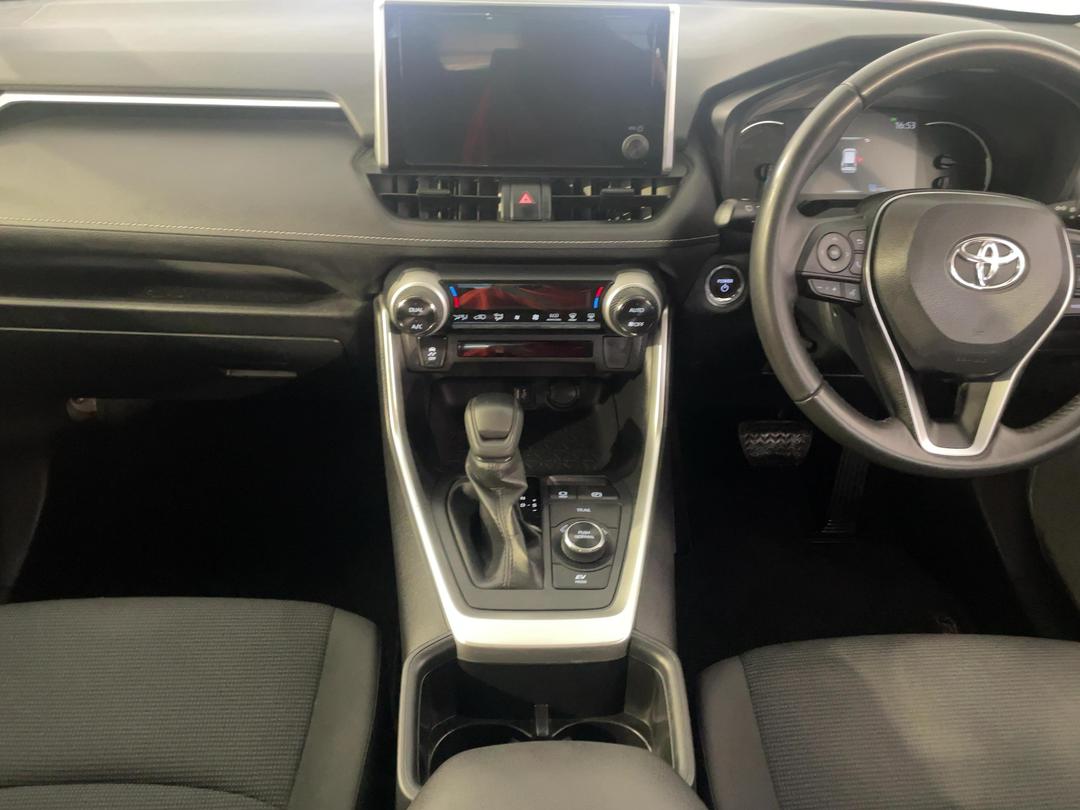 Photo '18' of Toyota Rav4