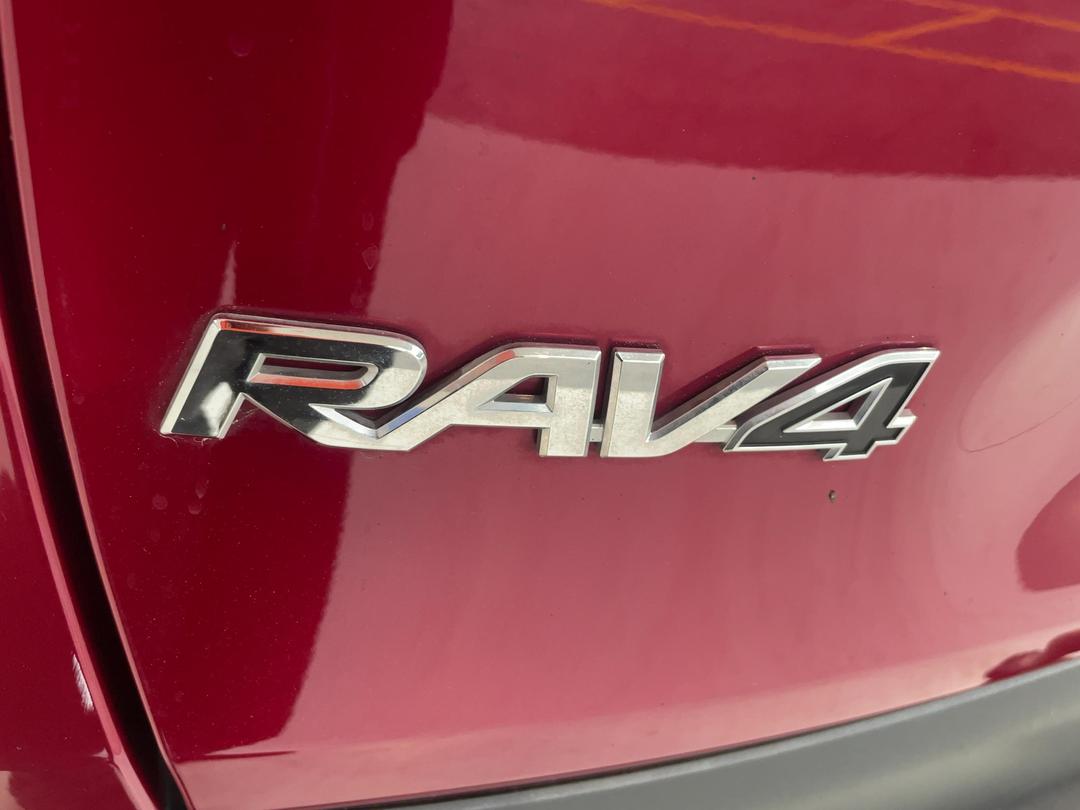 Photo '37' of Toyota Rav4
