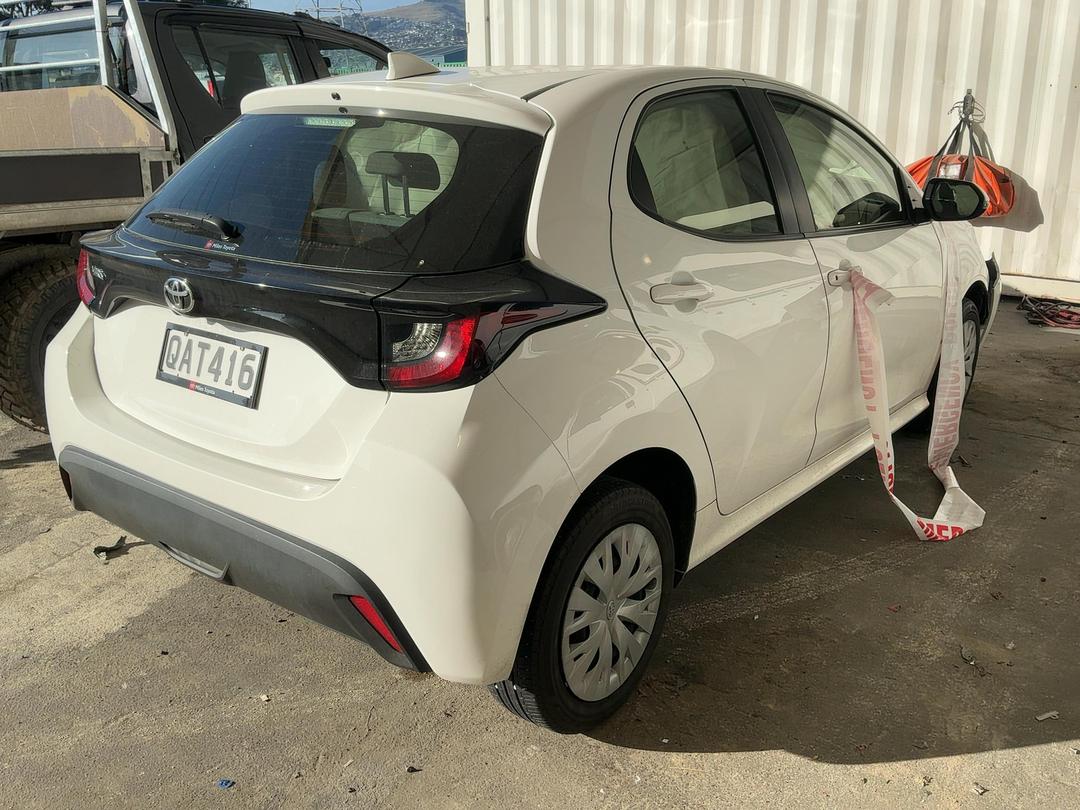 Photo '6' of Toyota Yaris GX