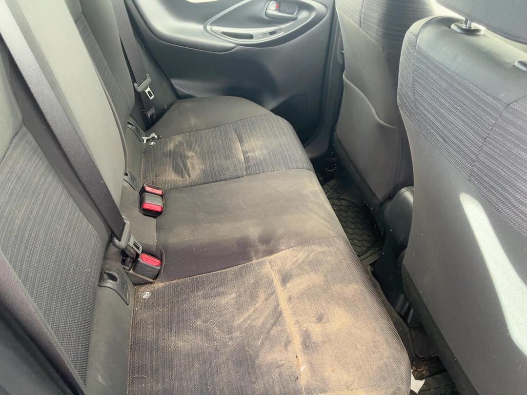 Photo '11' of Toyota Yaris GX