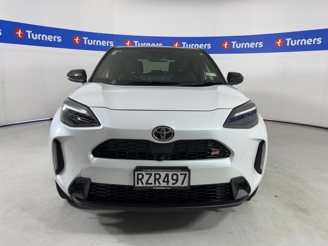 Photo '2' of Toyota Yaris Cross