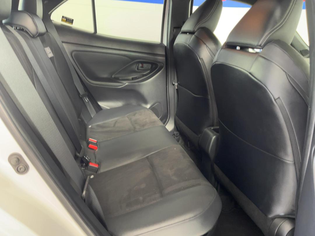 Photo '20' of Toyota Yaris Cross