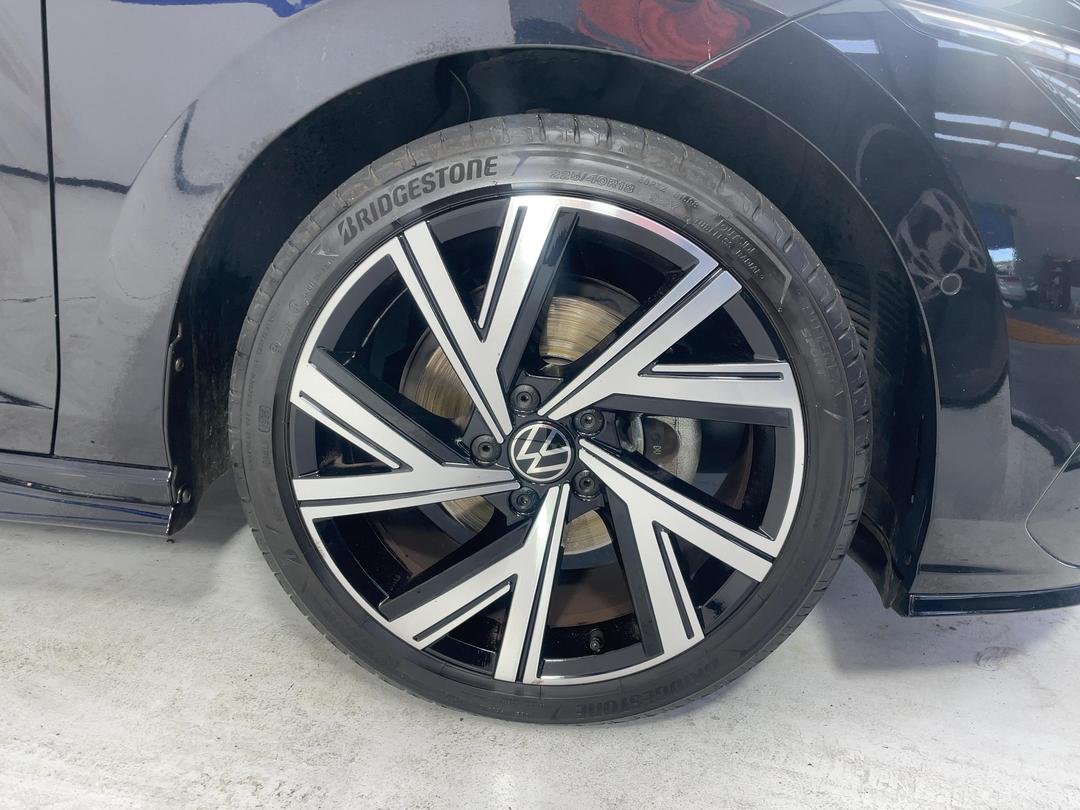 Photo '9' of Volkswagen Golf