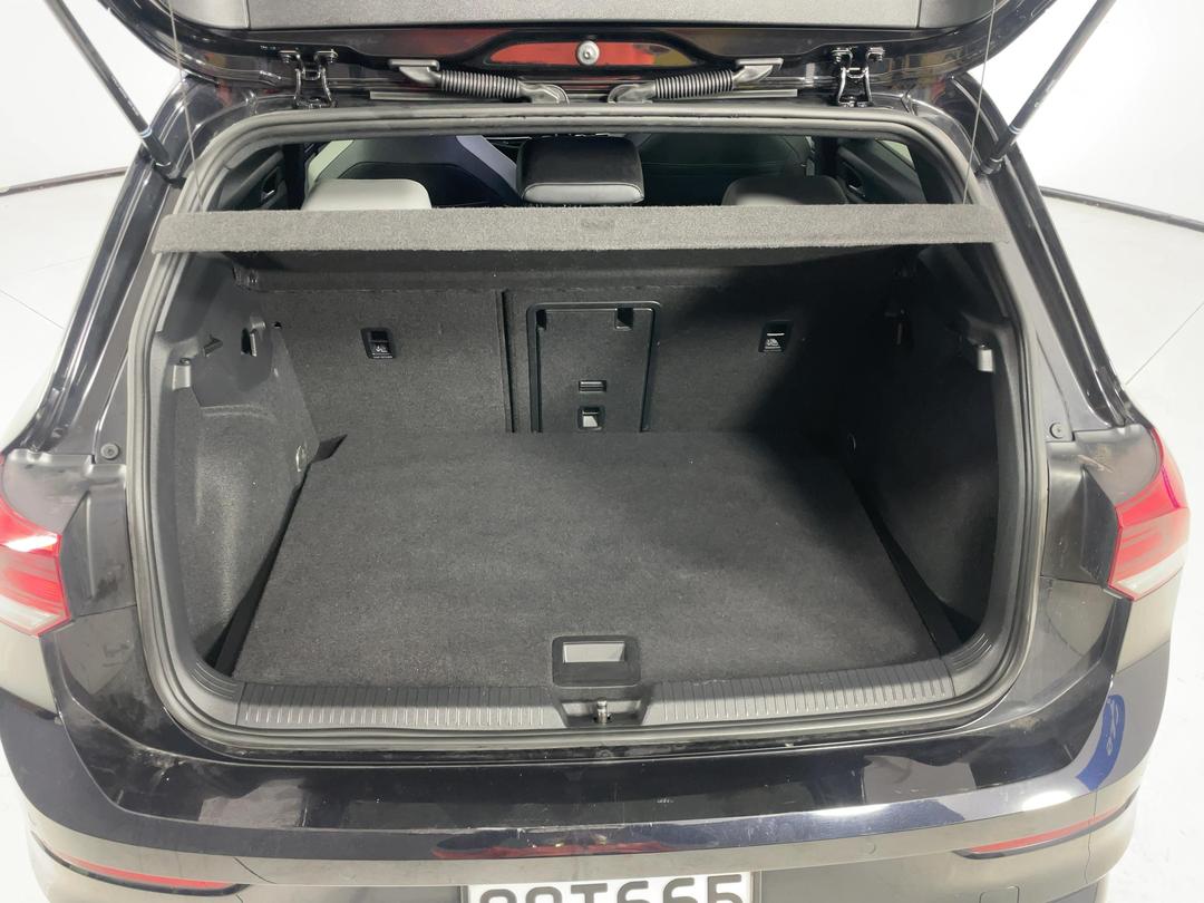 Photo '14' of Volkswagen Golf