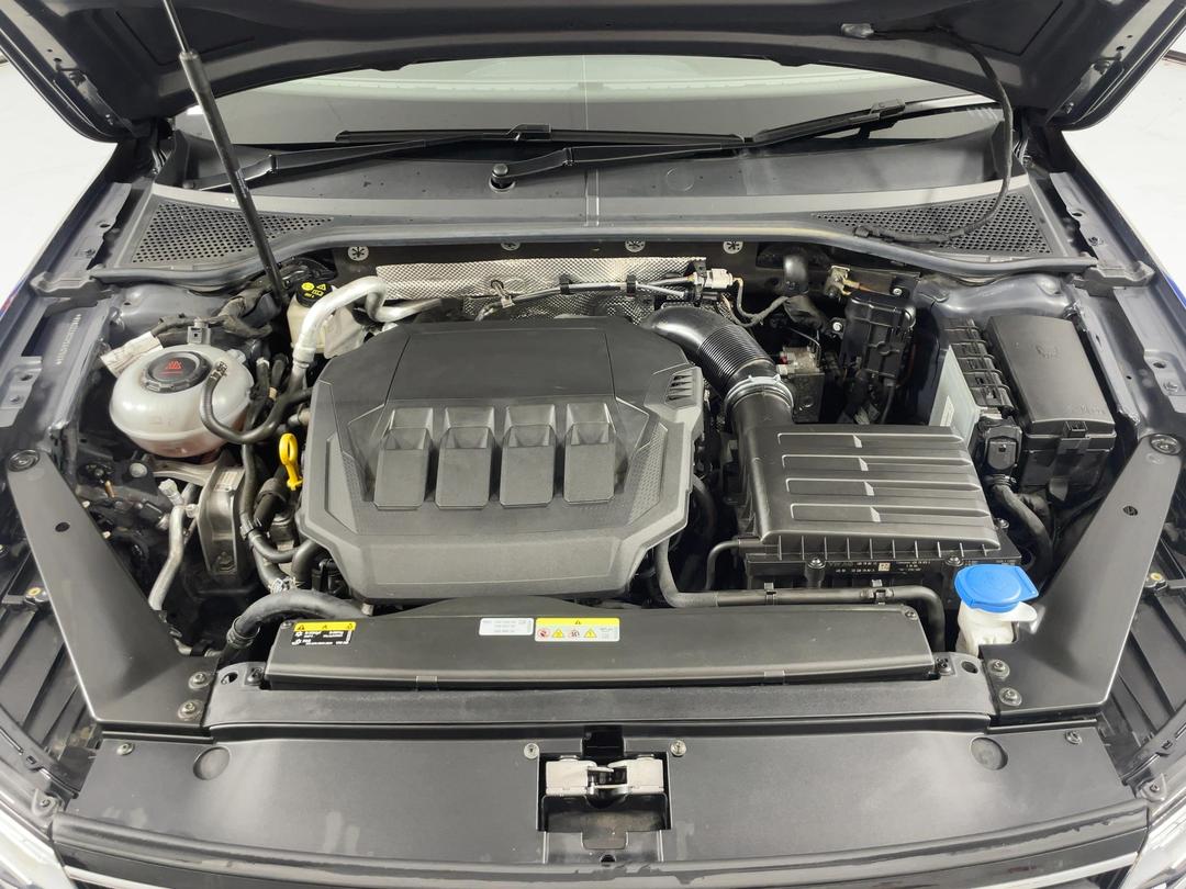 Photo '13' of Volkswagen Passat