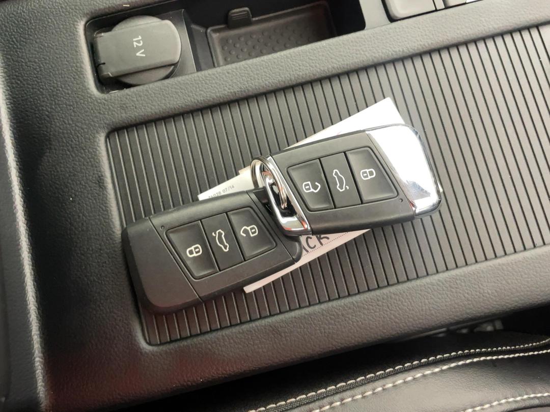 Photo '22' of Volkswagen Passat