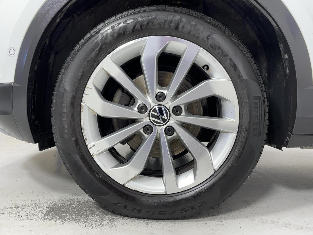 Photo '10' of Volkswagen T-ROC
