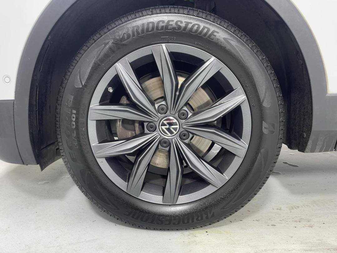 Photo '10' of Volkswagen Tiguan