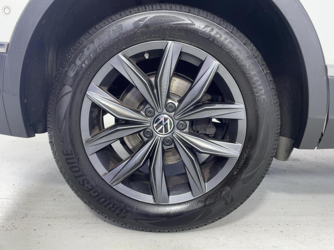 Photo '12' of Volkswagen Tiguan