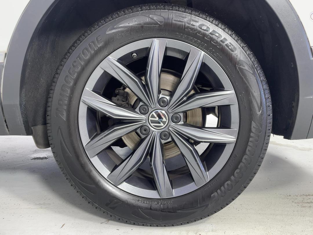 Photo '11' of Volkswagen Tiguan
