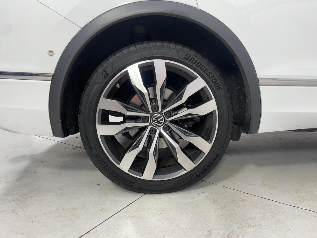 Photo '12' of Volkswagen Tiguan