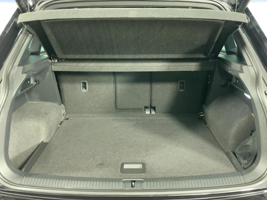 Photo '14' of Volkswagen Tiguan