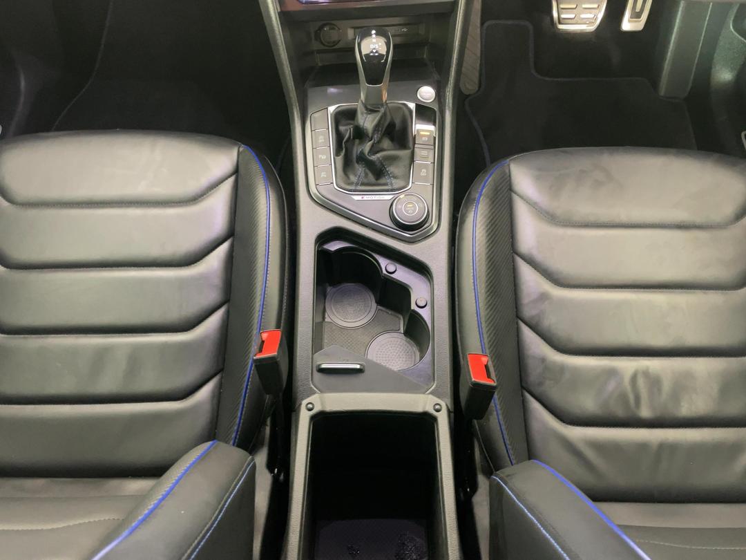 Photo '18' of Volkswagen Tiguan