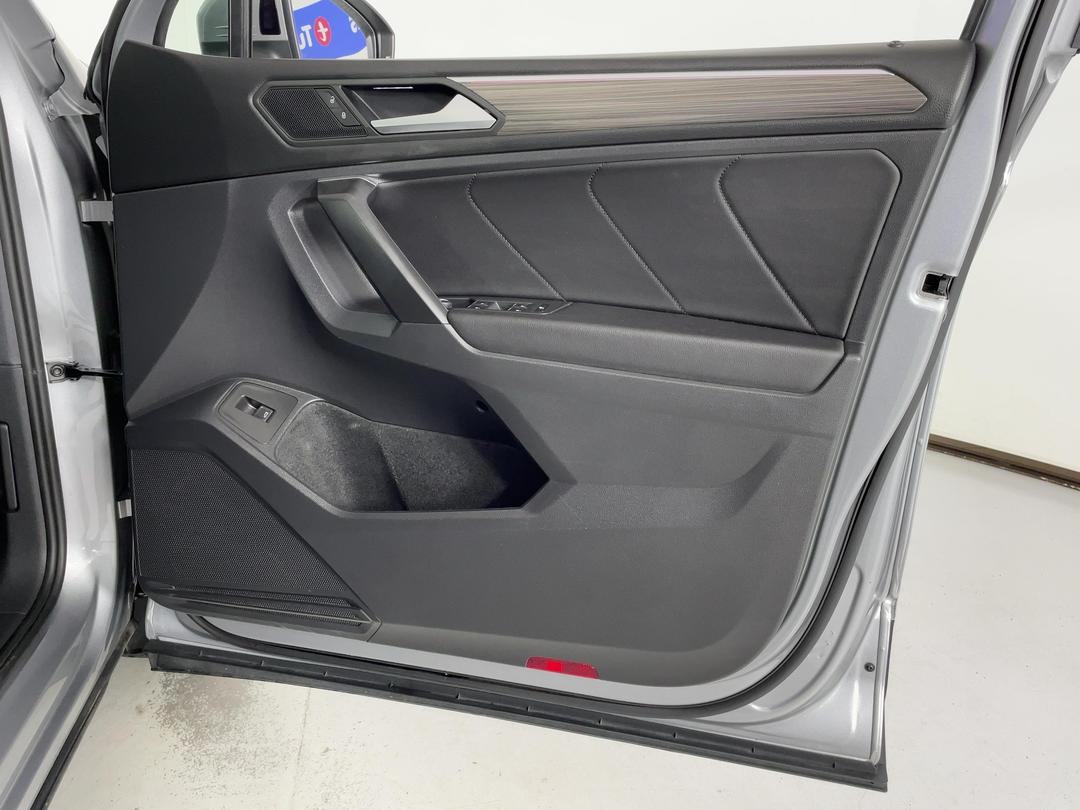 Photo '15' of Volkswagen Tiguan
