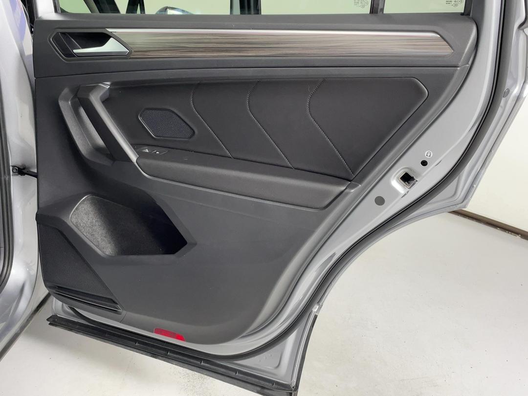 Photo '19' of Volkswagen Tiguan