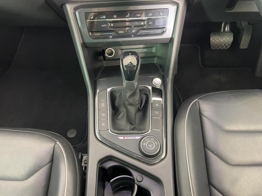 Photo '18' of Volkswagen Tiguan