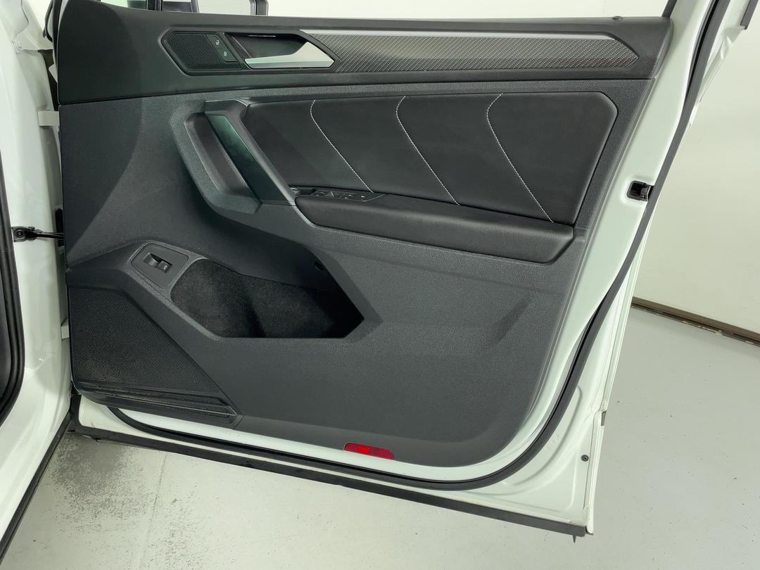 Photo '15' of Volkswagen Tiguan