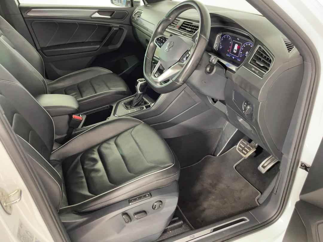 Photo '16' of Volkswagen Tiguan
