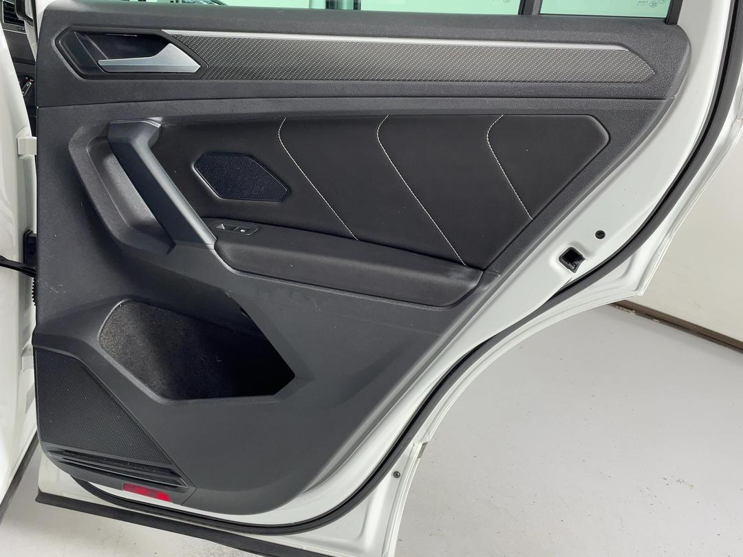 Photo '19' of Volkswagen Tiguan