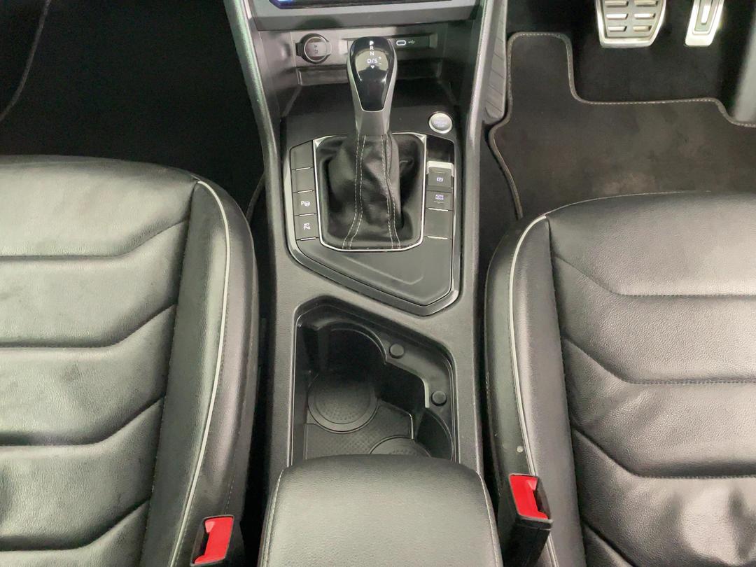 Photo '18' of Volkswagen Tiguan