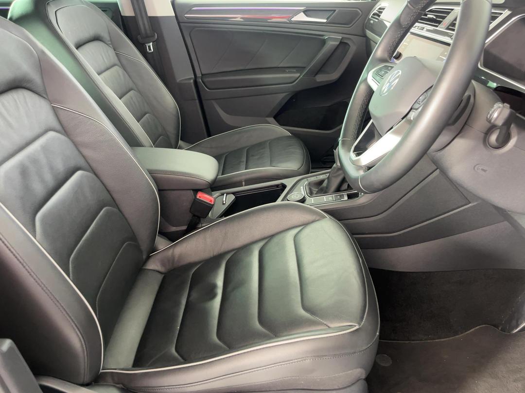 Photo '16' of Volkswagen Tiguan