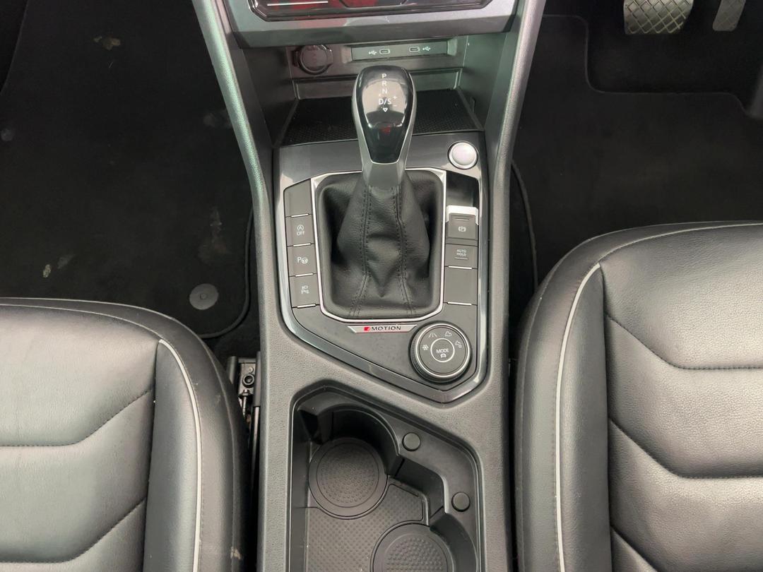 Photo '18' of Volkswagen Tiguan