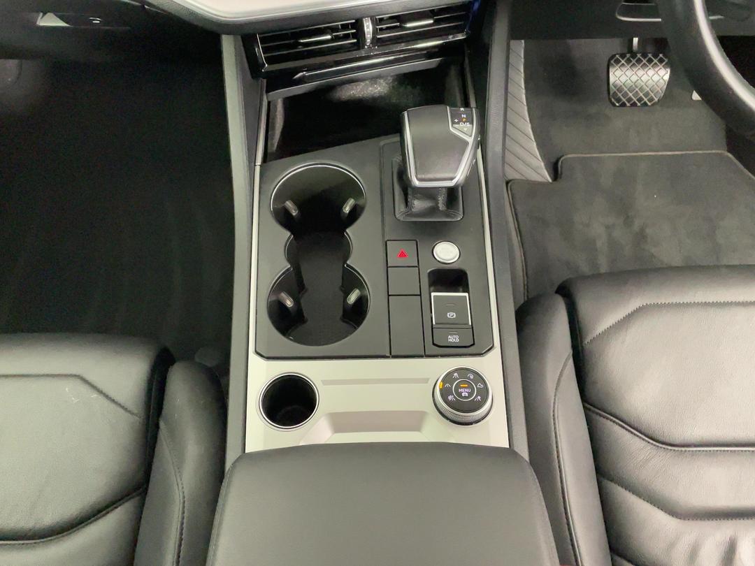 Photo '18' of Volkswagen Touareg