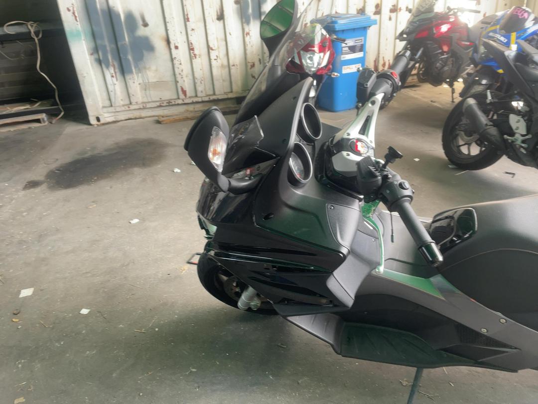 Photo '16' of Aprilia SRV 850 ABS