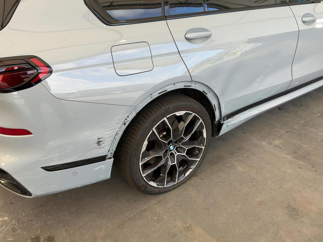 Photo '24' of BMW X7 Xdrive40D