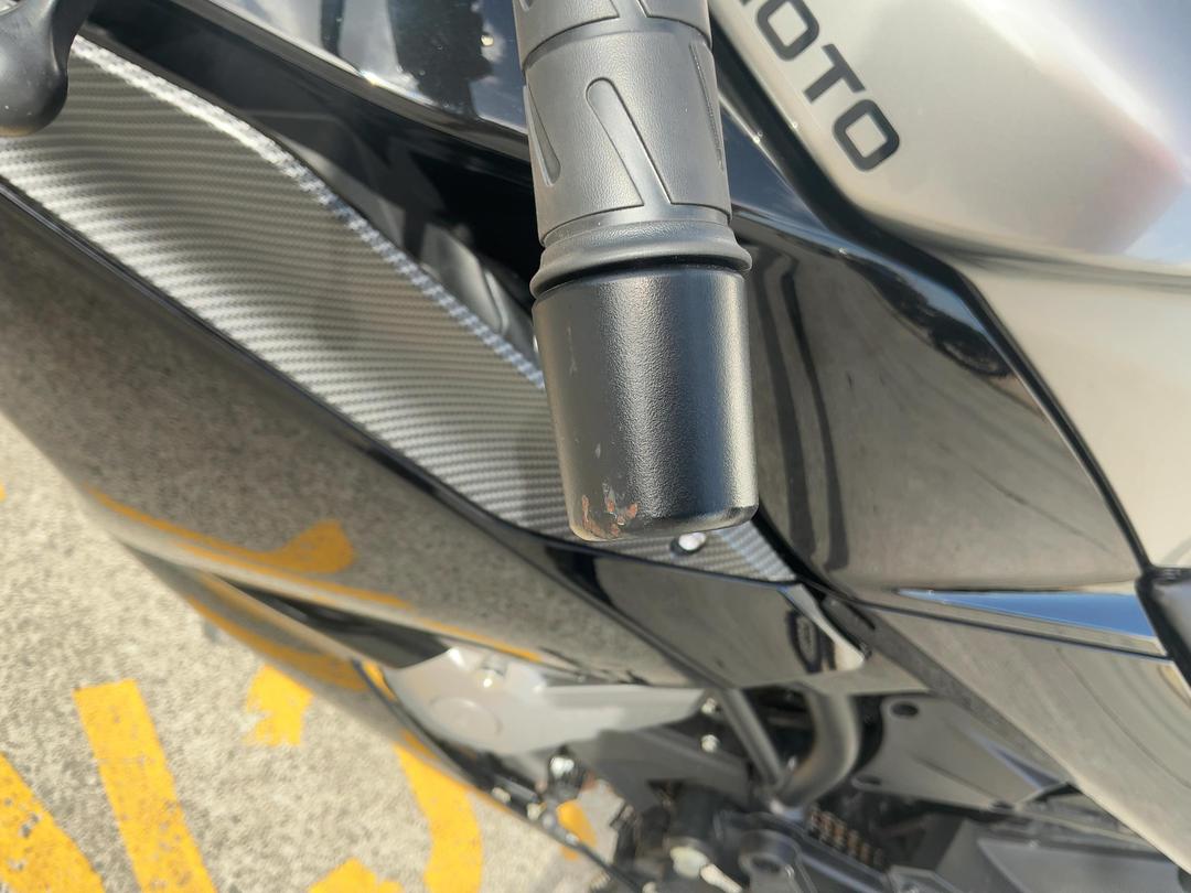 Photo '20' of Cfmoto 300SR no submodel