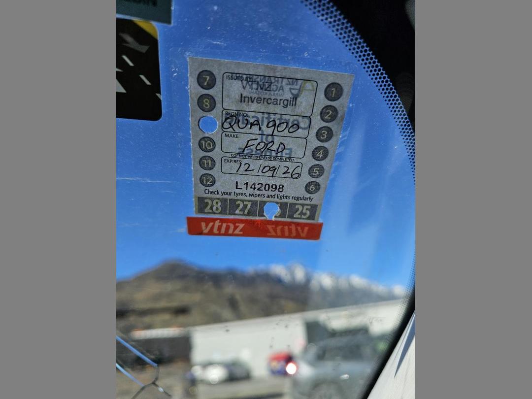 Photo '6' of Ford Escape Titanium