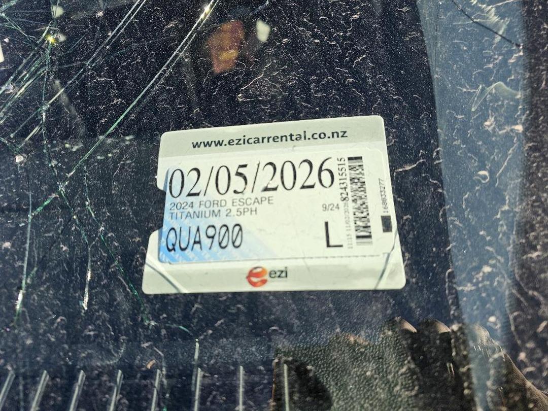 Photo '11' of Ford Escape Titanium