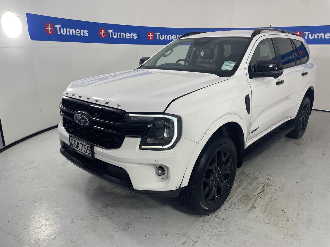 Photo '4' of Ford Everest