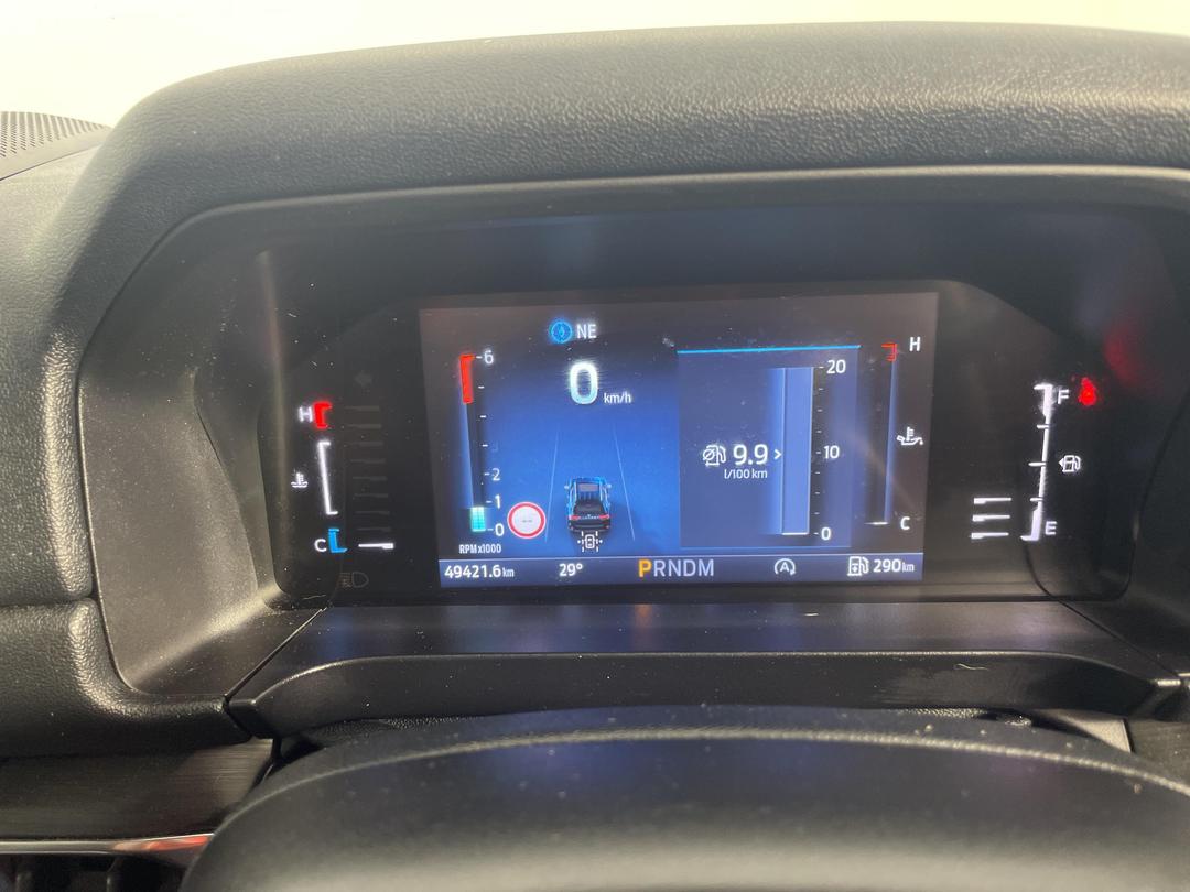 Photo '21' of Ford Everest