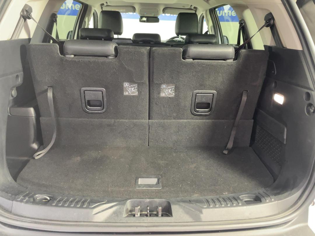 Photo '14' of Ford Everest