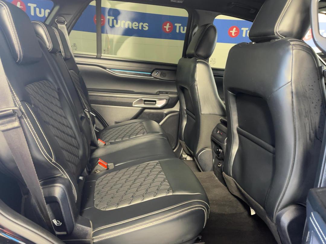 Photo '20' of Ford Everest
