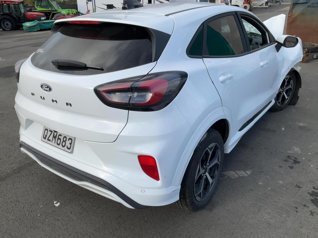 Photo '2' of Ford Puma ST-Line