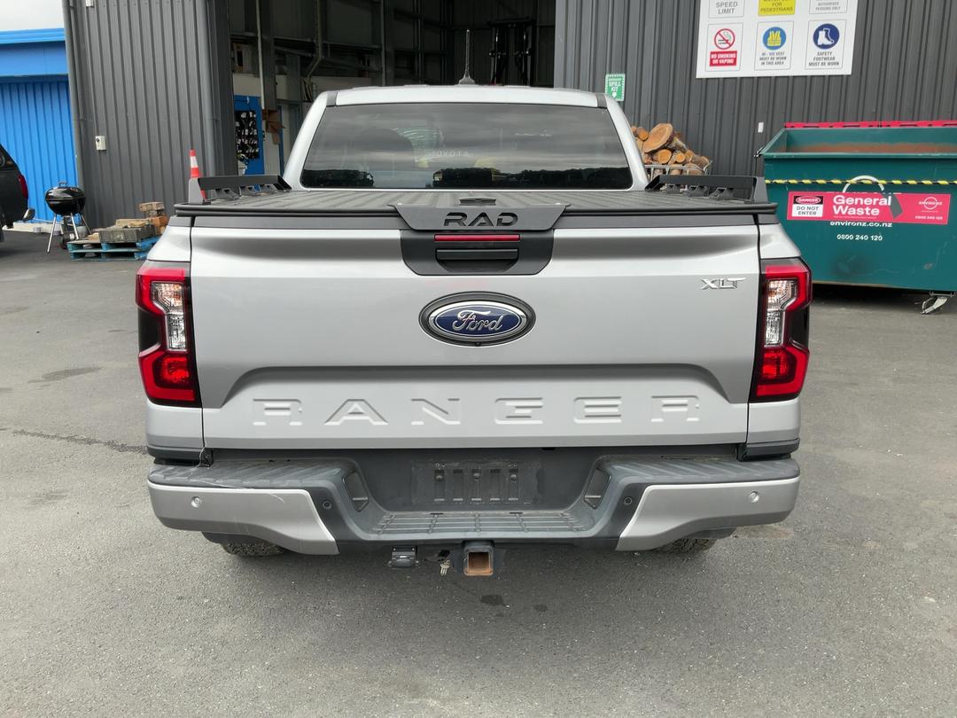 Photo '6' of Ford Ranger XLT Double CAB W/SA Photo '6' of Ford Ranger XLT Double CAB W/SA
