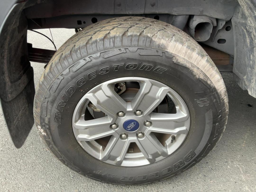 Photo '9' of Ford Ranger XLT Double CAB W/SA Photo '9' of Ford Ranger XLT Double CAB W/SA