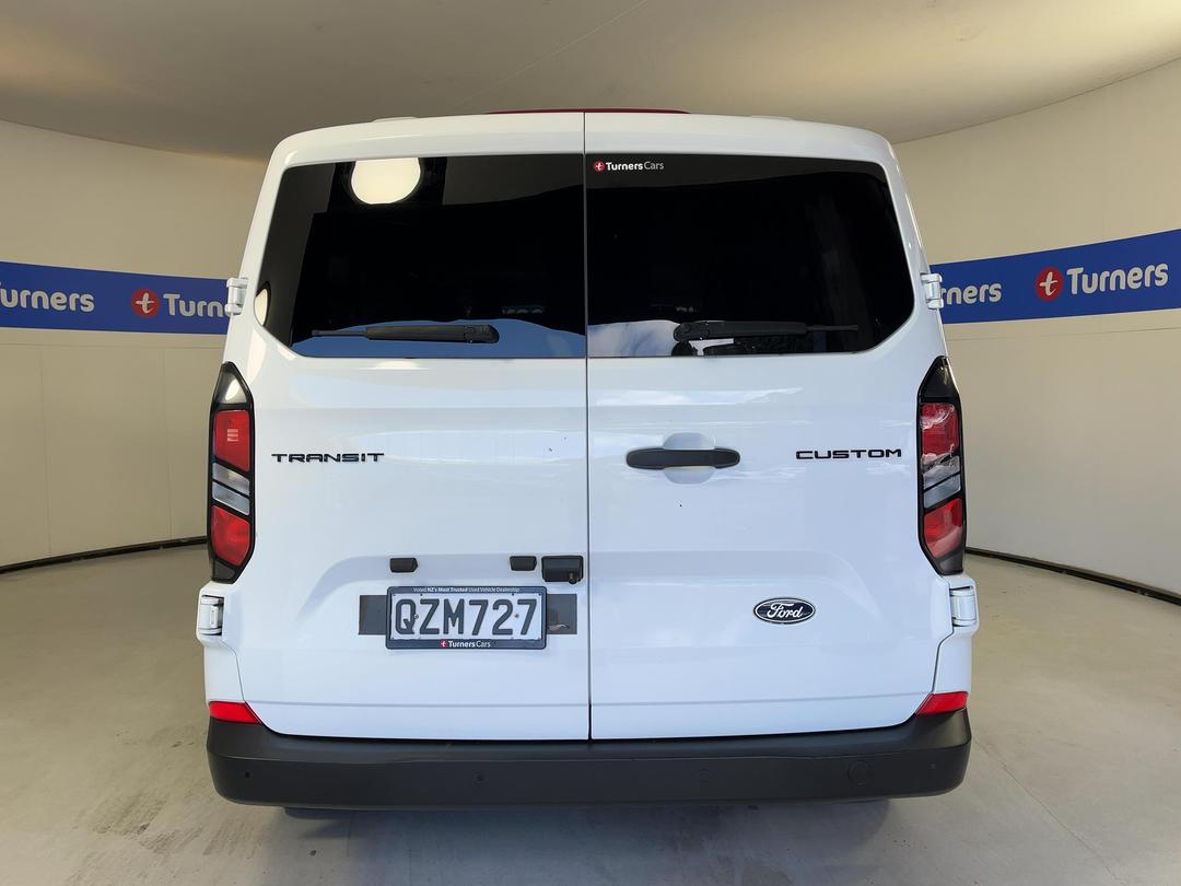 Photo '6' of Ford Transit