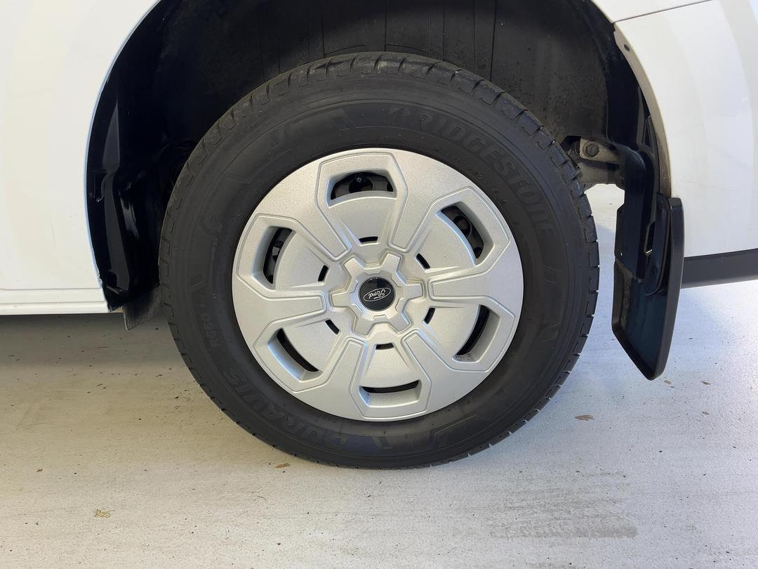 Photo '11' of Ford Transit